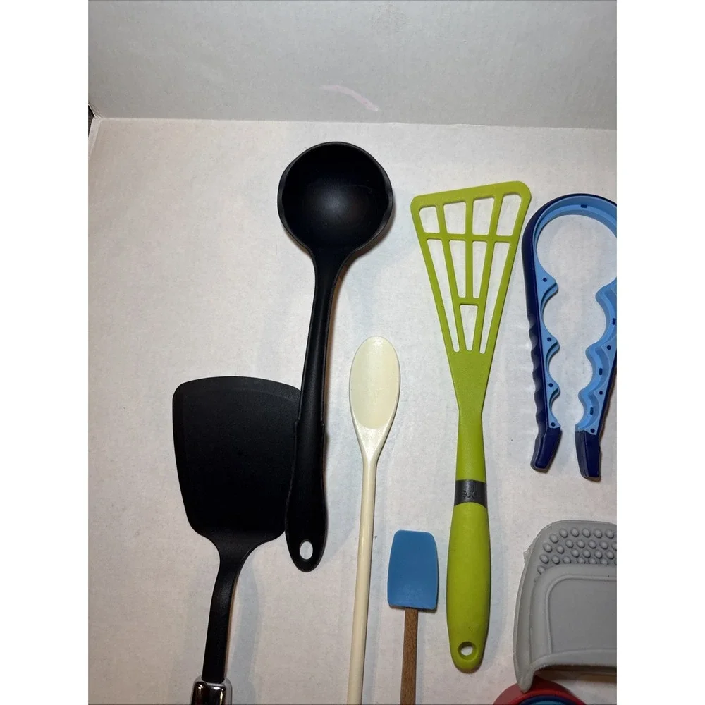 The Unbranded Brand mixed lot